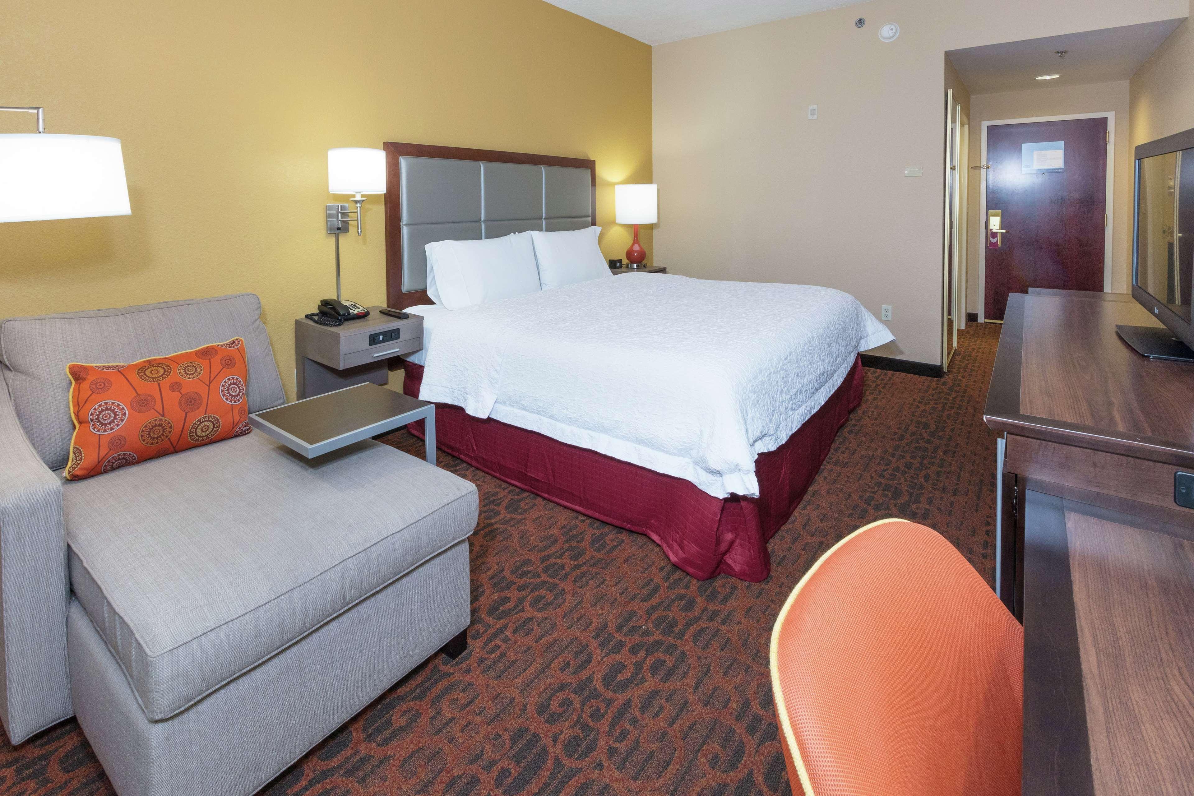 Hampton Inn & Suites Jacksonville-Airport Bagian luar foto