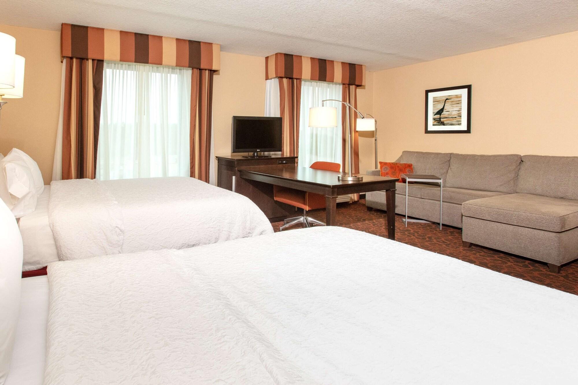 Hampton Inn & Suites Jacksonville-Airport Bagian luar foto