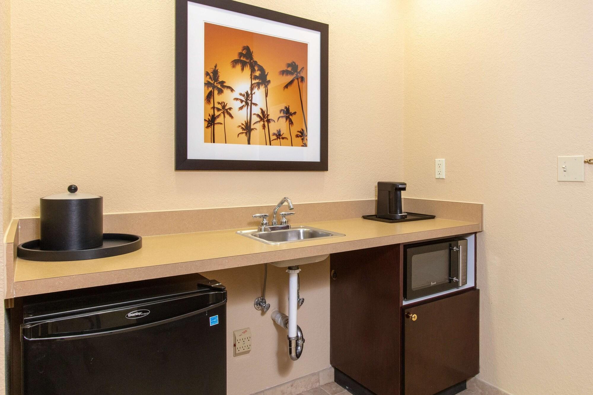 Hampton Inn & Suites Jacksonville-Airport Bagian luar foto