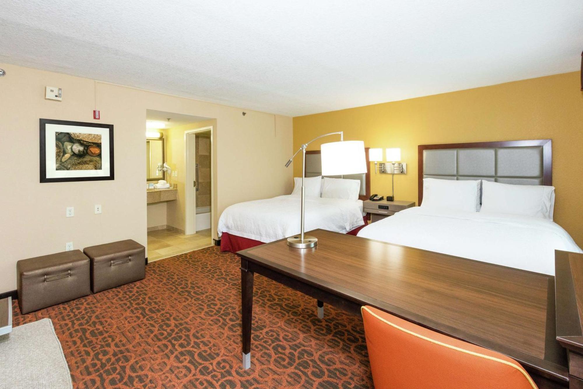 Hampton Inn & Suites Jacksonville-Airport Bagian luar foto