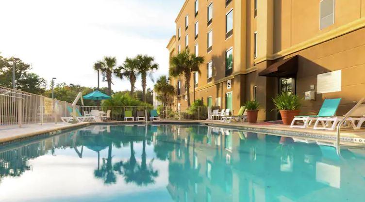 Hampton Inn & Suites Jacksonville-Airport Bagian luar foto